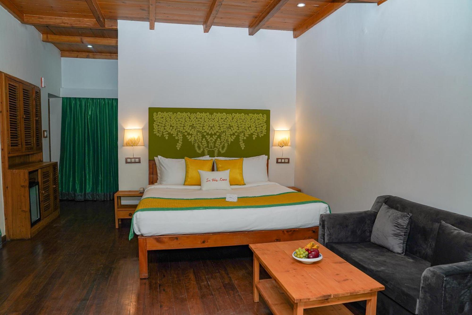Hotel Zone Connect By The Park, Manali Esterno foto