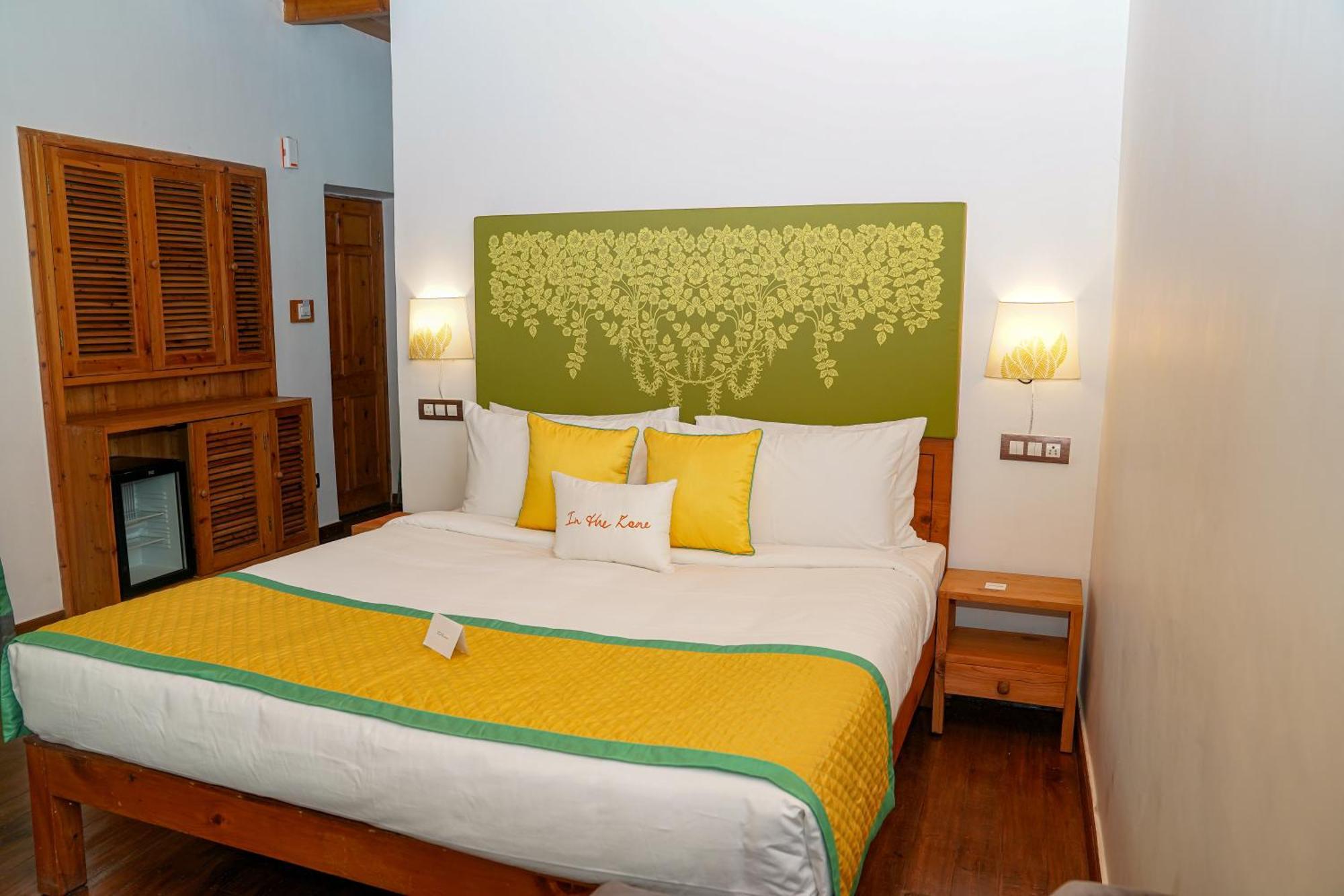 Hotel Zone Connect By The Park, Manali Esterno foto