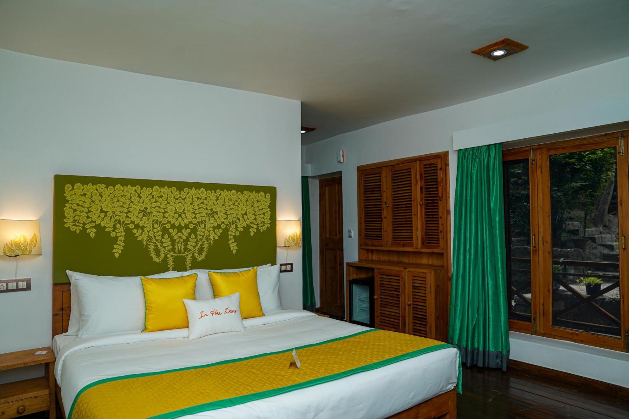 Hotel Zone Connect By The Park, Manali Esterno foto