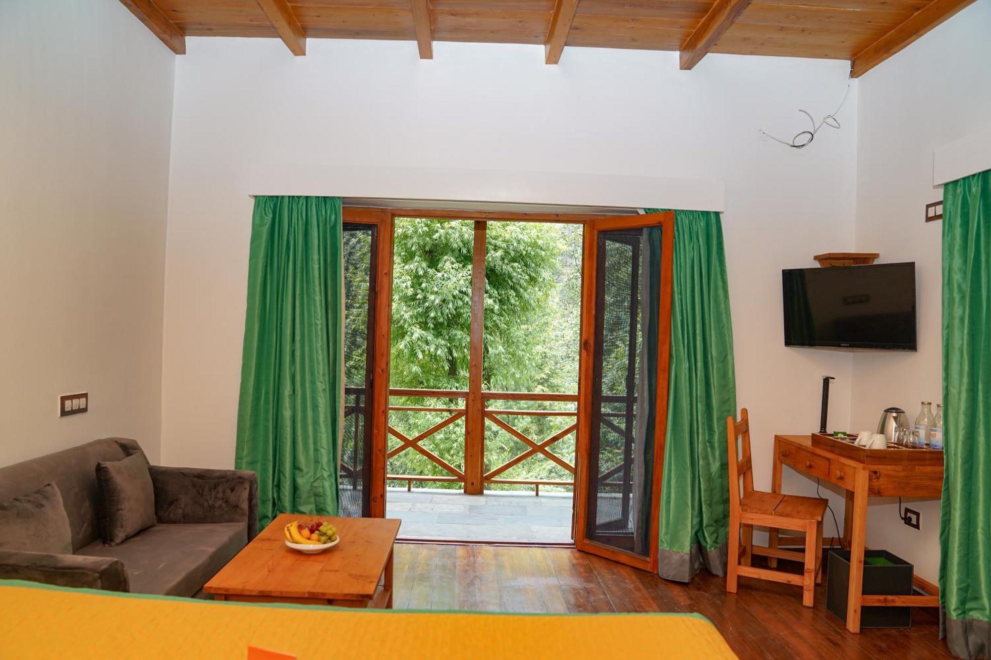 Hotel Zone Connect By The Park, Manali Esterno foto