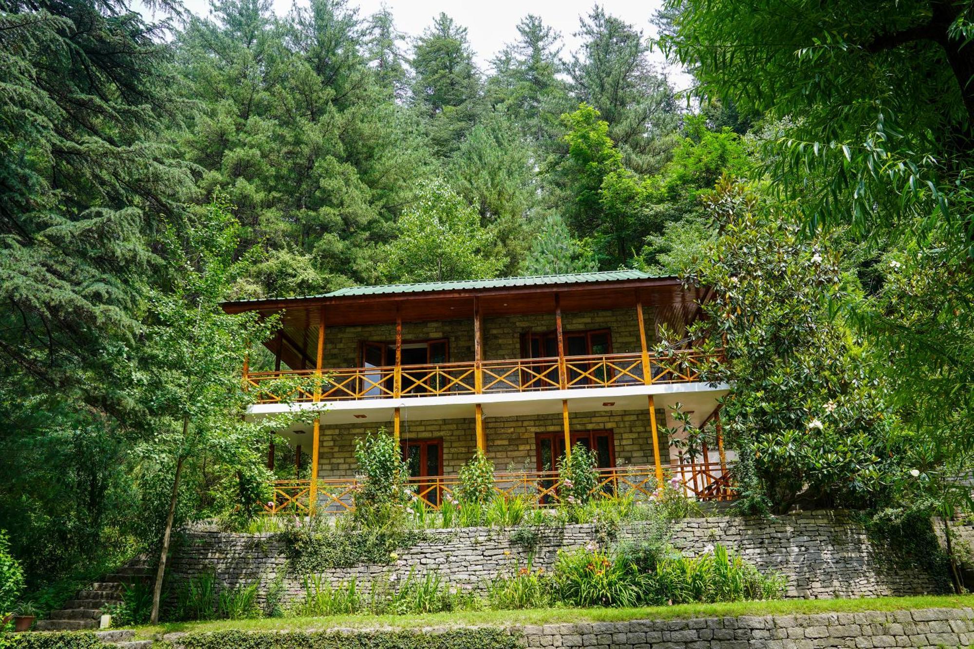 Hotel Zone Connect By The Park, Manali Esterno foto