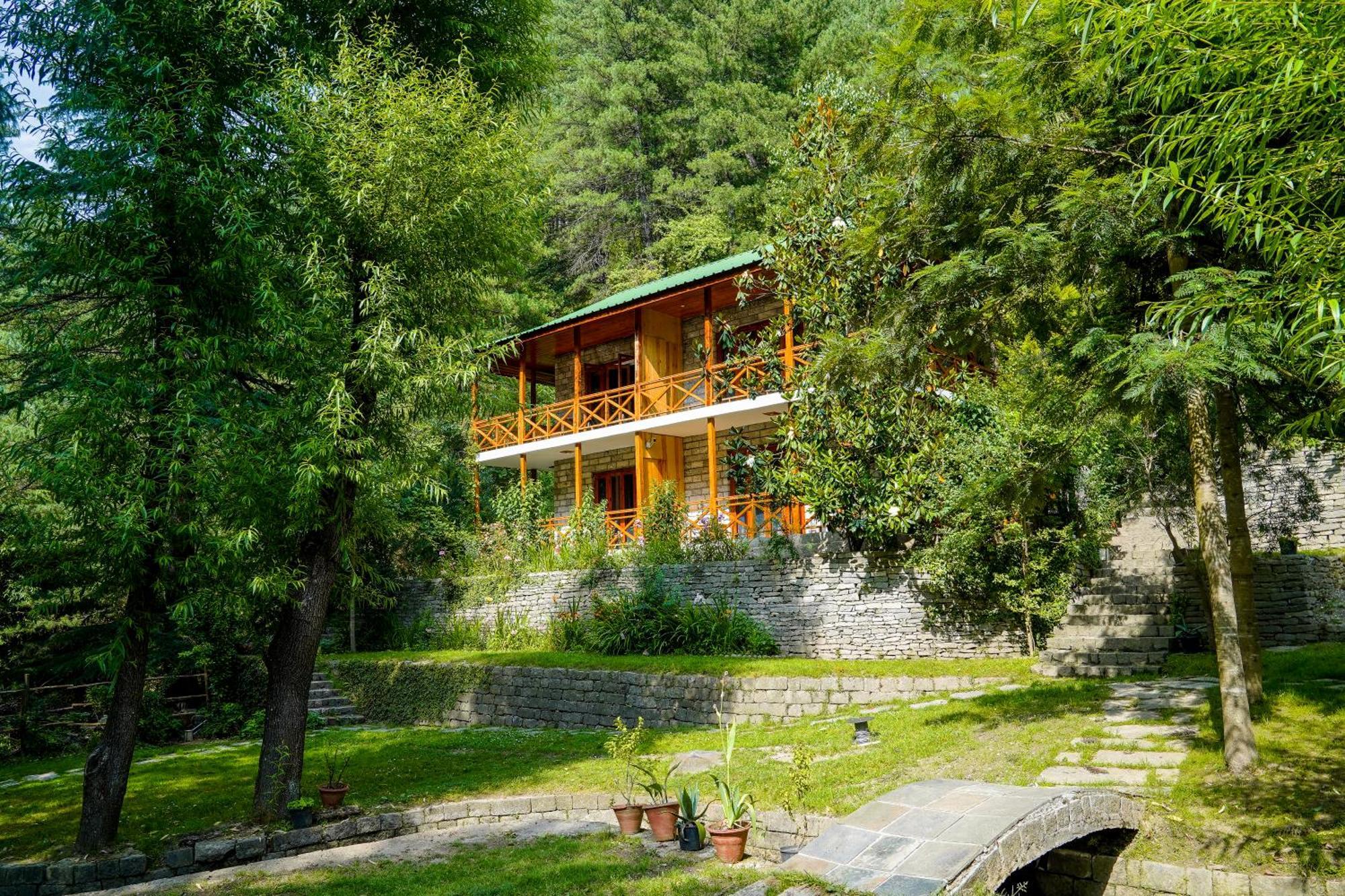 Hotel Zone Connect By The Park, Manali Esterno foto