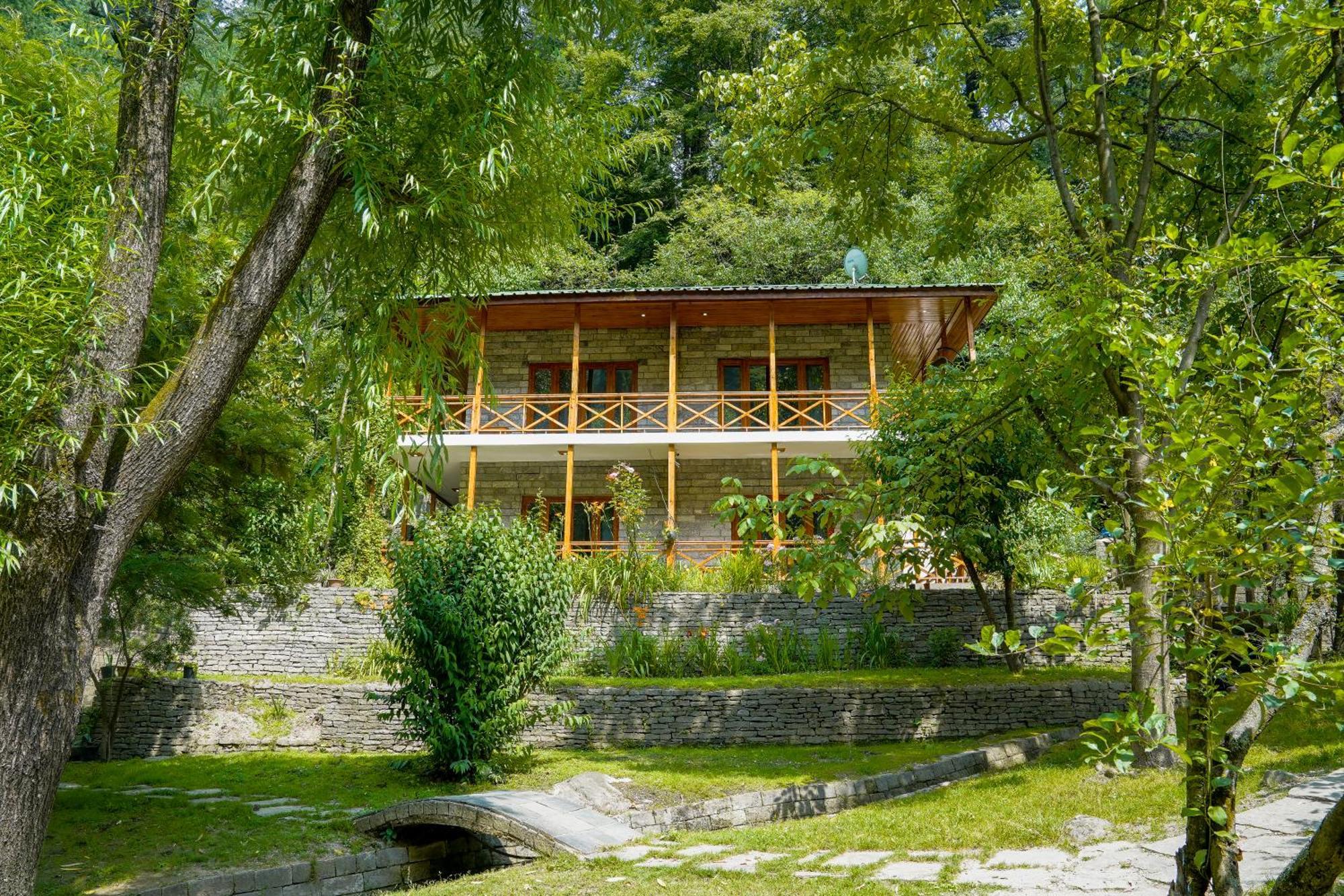 Hotel Zone Connect By The Park, Manali Esterno foto