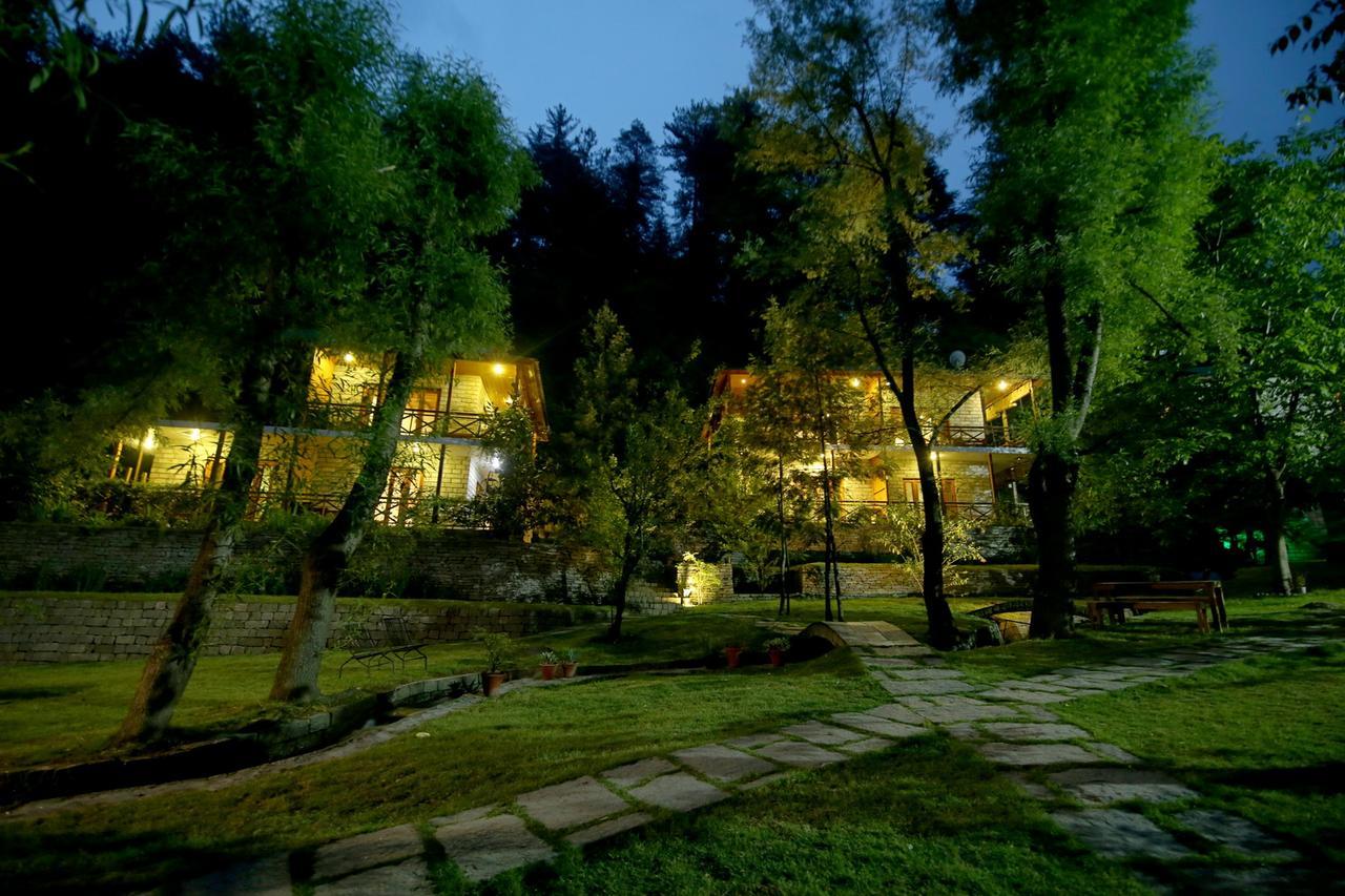 Hotel Zone Connect By The Park, Manali Esterno foto