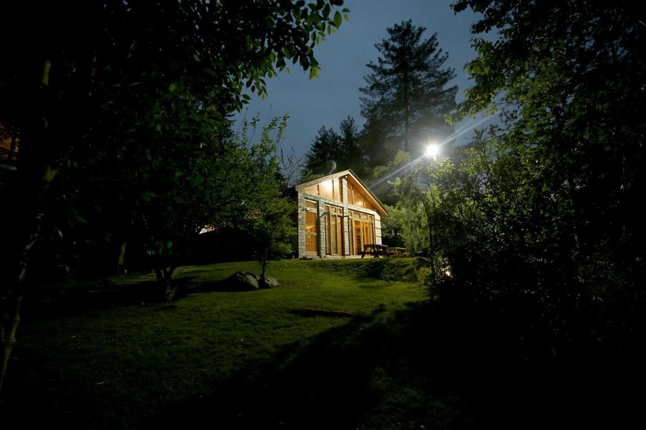 Hotel Zone Connect By The Park, Manali Esterno foto