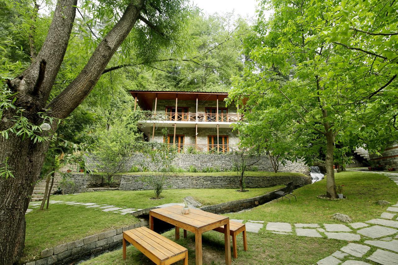 Hotel Zone Connect By The Park, Manali Esterno foto